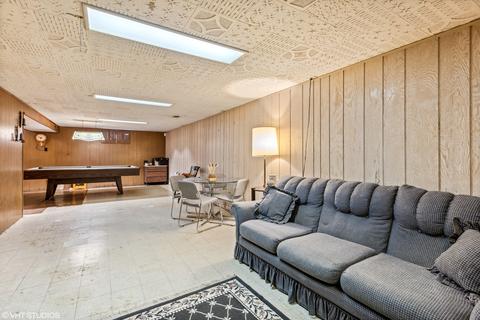828 Delles Rd, Wheaton, IL 60189 photo 15