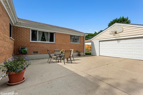 828 Delles Rd, Wheaton, IL 60189 photo 18