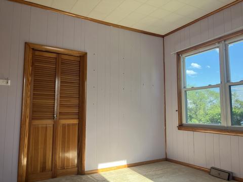 218 W Caroline St, Spring Valley, IL 61362 photo 9