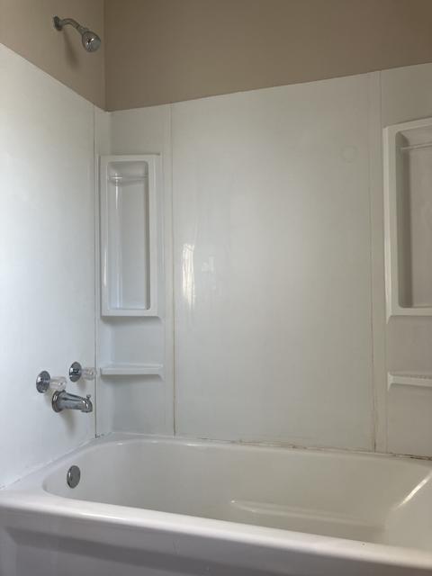 218 W Caroline St, Spring Valley, IL 61362 photo 11