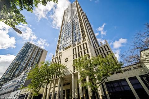 1122 N Clark St #1607, Chicago, IL 60610