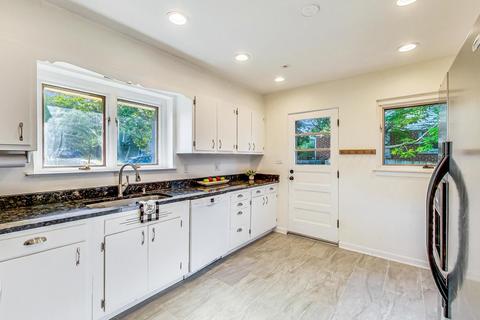 622 Webster Ave, Wheaton, IL 60187 photo 8