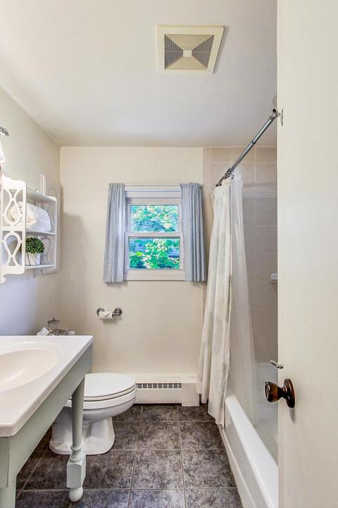 622 Webster Ave, Wheaton, IL 60187 photo 18