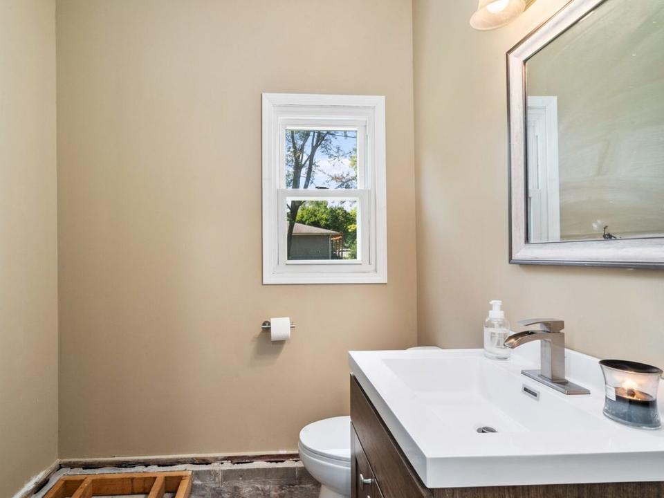  901 N Center St, Braidwood, IL 60408 photo 14