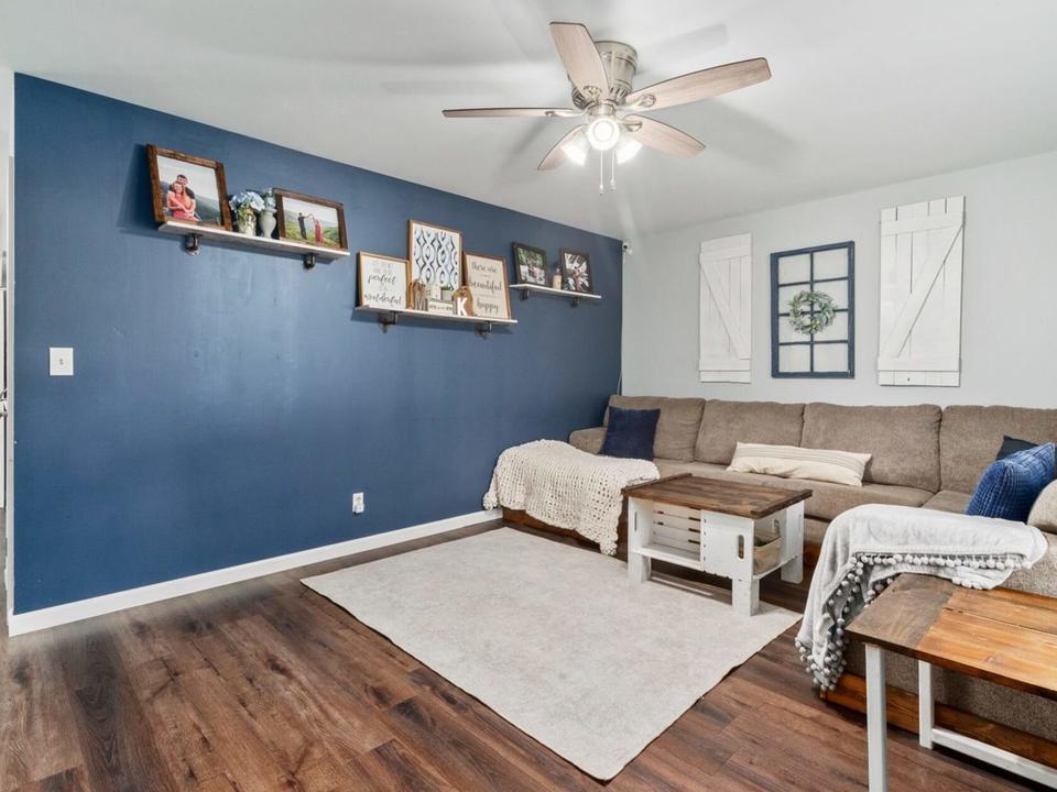  901 N Center St, Braidwood, IL 60408 photo 4