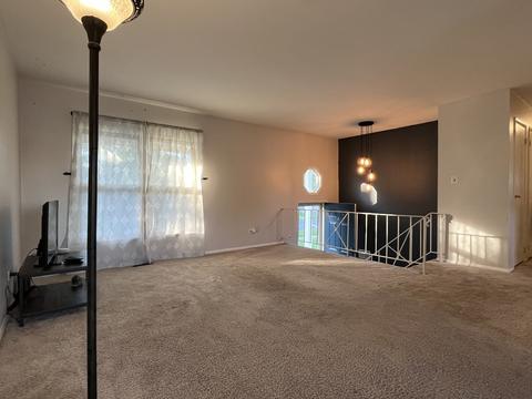 49 Saint Armand Ln, Wheeling, IL 60090 photo 5