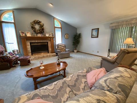 817 Sunset Dr, Dwight, IL 60420 photo 3