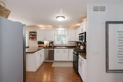 20 Edgewood Ct, Bloomington, IL 61701 photo 5