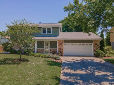 1310 Heritage Rd E, Normal, IL 61761 photo 1