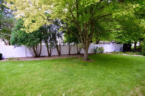 1610 Baumgart Dr, Normal, IL 61761 photo 26