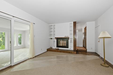 22809 Wentworth Ave, Steger, IL 60475 photo 15