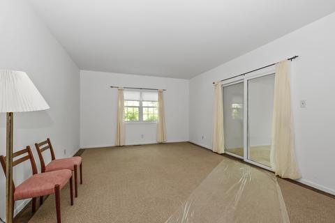 22809 Wentworth Ave, Steger, IL 60475 photo 13