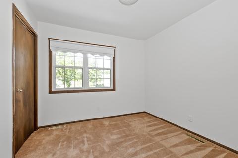 22809 Wentworth Ave, Steger, IL 60475 photo 24