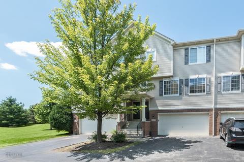 2369 Lundquist Dr, Aurora, IL 60503 photo 1