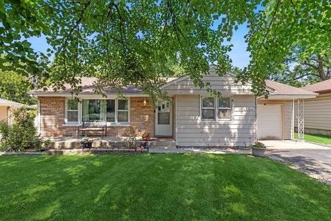 4214 Ponca St, Mchenry, IL 60050 photo 1