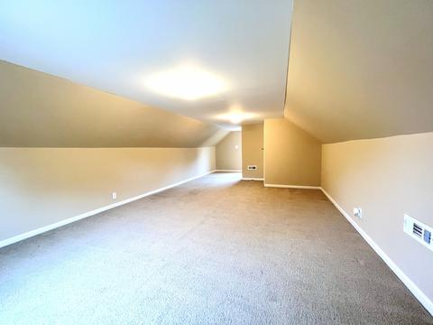 816 E Benton St, Aurora, IL 60505 photo 17
