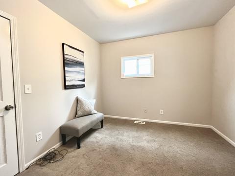 816 E Benton St, Aurora, IL 60505 photo 9