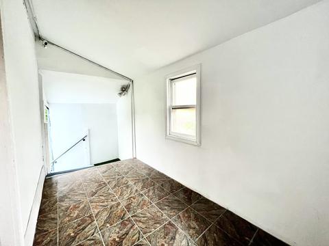 816 E Benton St, Aurora, IL 60505 photo 25