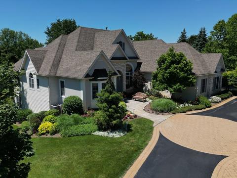 7501 Burning Tree Dr, Mchenry, IL 60050 photo 4