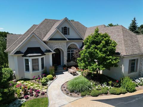 7501 Burning Tree Dr, Mchenry, IL 60050 photo 1