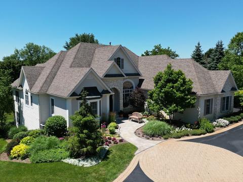 7501 Burning Tree Dr, Mchenry, IL 60050 photo 2