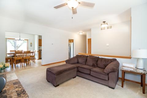 4710 Chapman Dr, Plainfield, IL 60586 photo 7