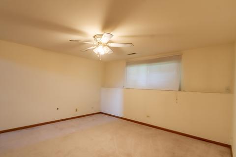 1032 Bent Tree Ct, Elgin, IL 60120 photo 15