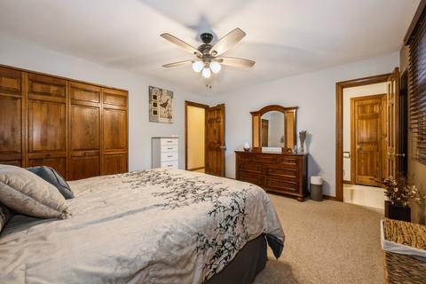 1910 Monday Dr, Elgin, IL 60123 photo 8