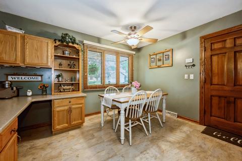 1910 Monday Dr, Elgin, IL 60123 photo 6