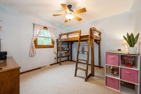 1910 Monday Dr, Elgin, IL 60123 photo 10