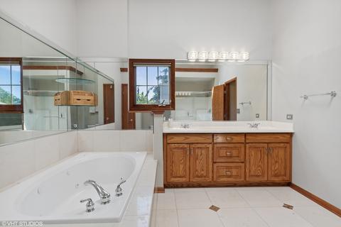 219 N Maple St, Itasca, IL 60143 photo 19