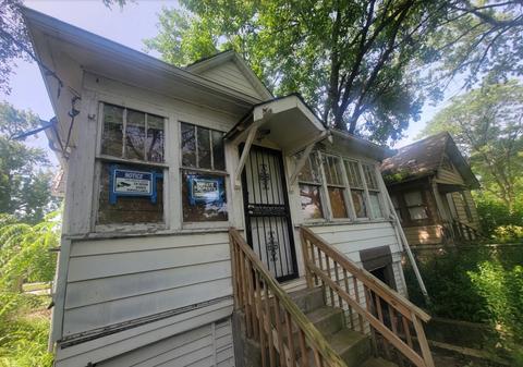 32 E 102nd Pl, Chicago, IL 60628 photo 2