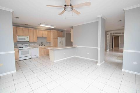 660 Mchenry Rd #201, Wheeling, IL 60090 photo 4