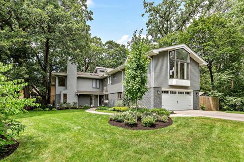 1225 Pine Pt, Glenview, IL 60025 photo 1