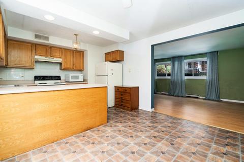 6866 Lode Dr #1B, Worth, IL 60482 photo 3