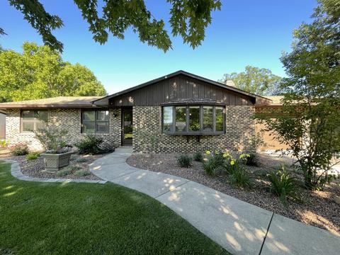 407 Oak St, Spring Valley, IL 61362 photo 1