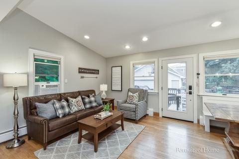 1013 N Wheaton Ave, Wheaton, IL 60187 photo 10