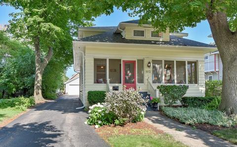 1013 N Wheaton Ave, Wheaton, IL 60187 photo 1