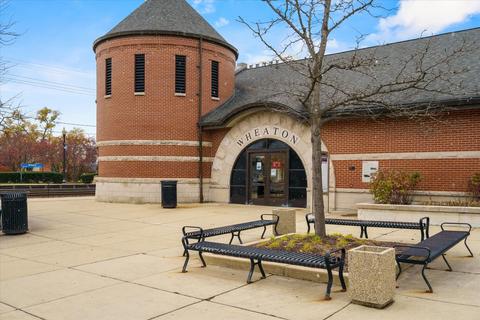1013 N Wheaton Ave, Wheaton, IL 60187 photo 37