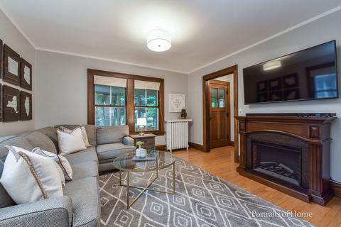 1013 N Wheaton Ave, Wheaton, IL 60187 photo 13