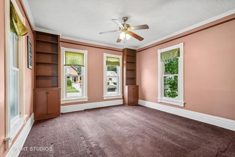83 Mallery Ave, Elgin, IL 60123 photo 3