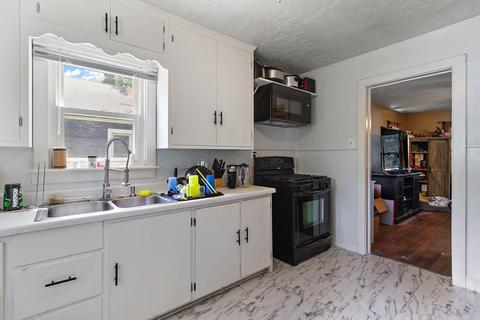 1560 S 6th Ave, Kankakee, IL 60901 photo 4