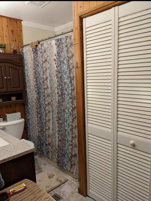 2220 Manor Ln, Mchenry, IL 60051 photo 9