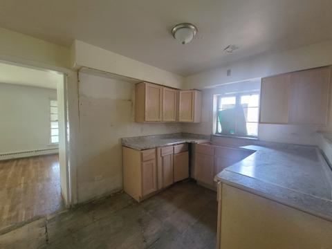1320 Pitner Ave, Evanston, IL 60201 photo 8