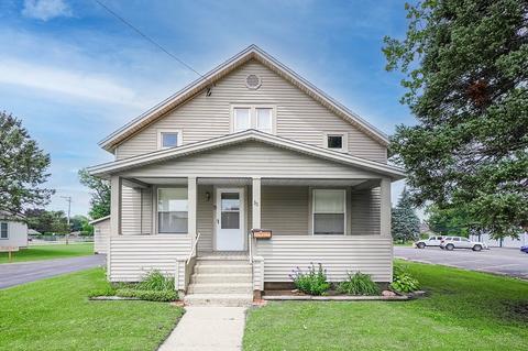 311 E 1st St, Genoa, IL 60135 photo 2