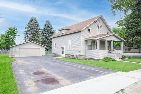 311 E 1st St, Genoa, IL 60135 photo 1