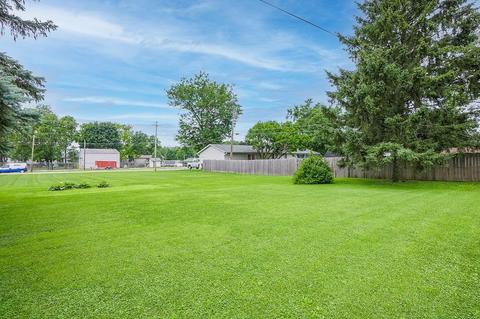 311 E 1st St, Genoa, IL 60135 photo 16