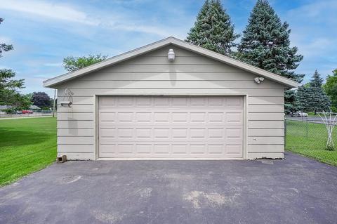 311 E 1st St, Genoa, IL 60135 photo 14