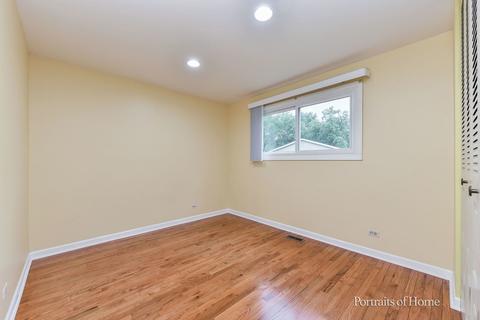 1205 E Hull Dr, Wheaton, IL 60189 photo 10