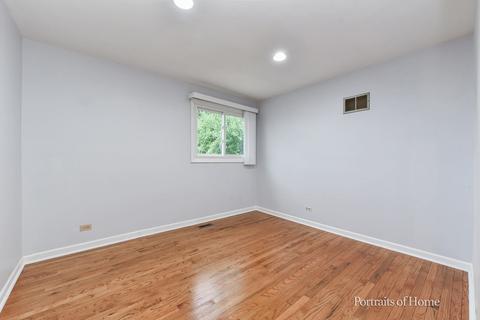 1205 E Hull Dr, Wheaton, IL 60189 photo 11